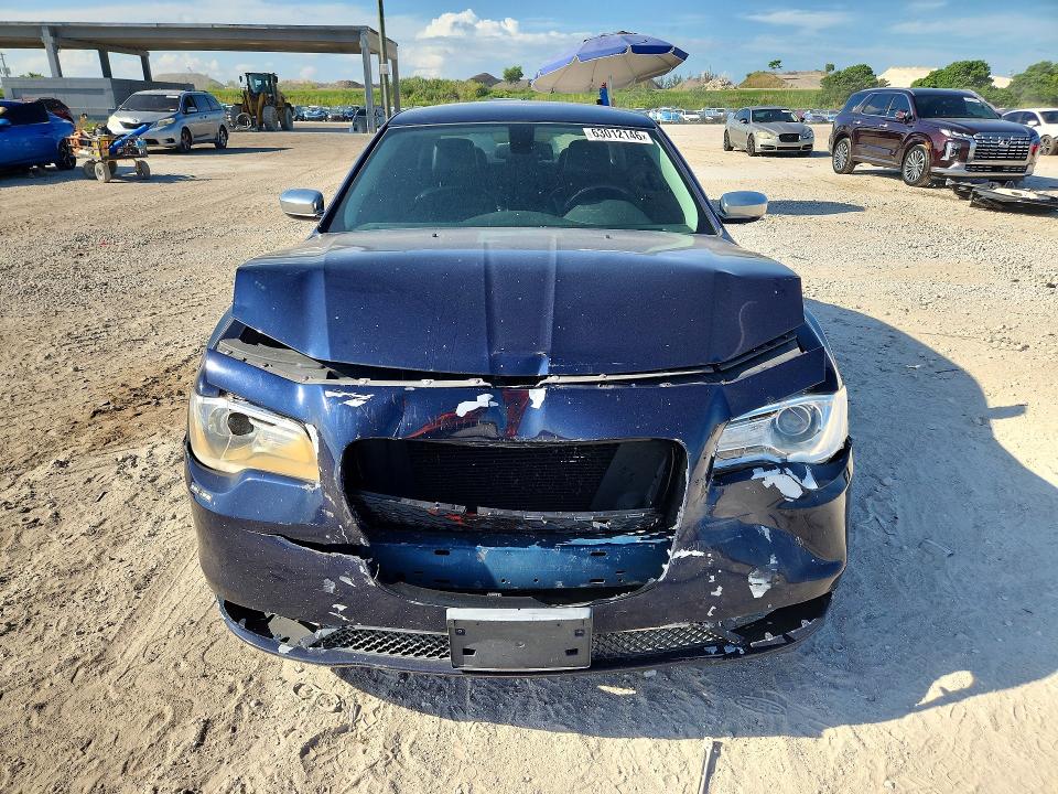 63012146 :رقم المزاد ، 2C3CCAAG3GH216487 vin ، 2016 Chrysler 300 مزاد بيع