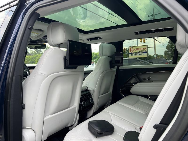 Продажа на аукционе авто 2023 Land Rover Range Rover Sport, vin: SAL1P9EU9PA112812, номер лота: 63193036