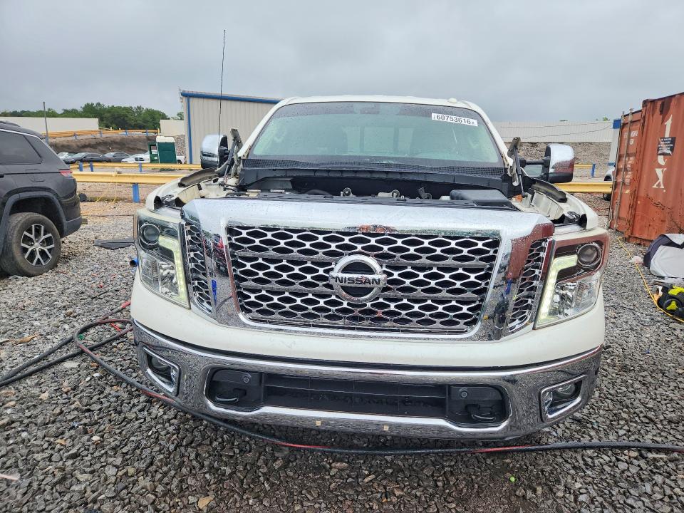 60753616 :رقم المزاد ، 1N6AA1E54HN525151 vin ، 2017 Nissan Titan مزاد بيع
