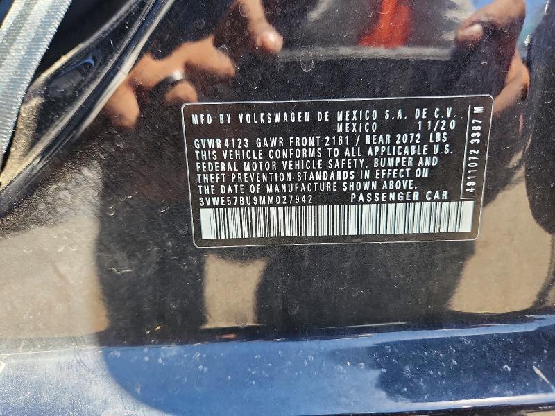 60791396 :رقم المزاد ، 3VWE57BU9MM027942 vin ، 2021 Volkswagen Jetta مزاد بيع