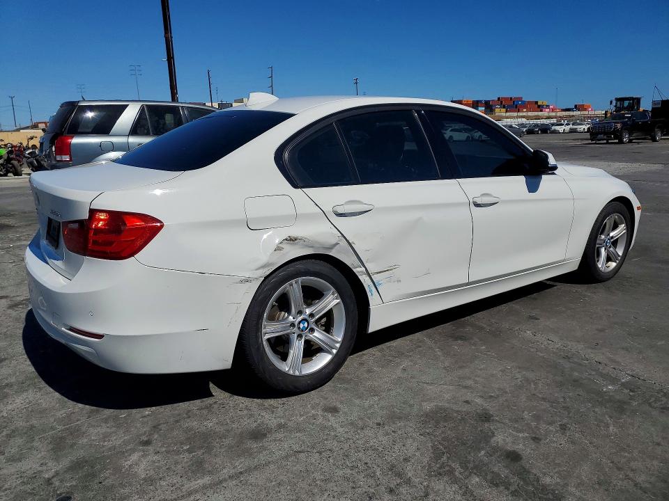62345776 :رقم المزاد ، WBA3C1C51FP851173 vin ، 2015 Bmw 328 مزاد بيع