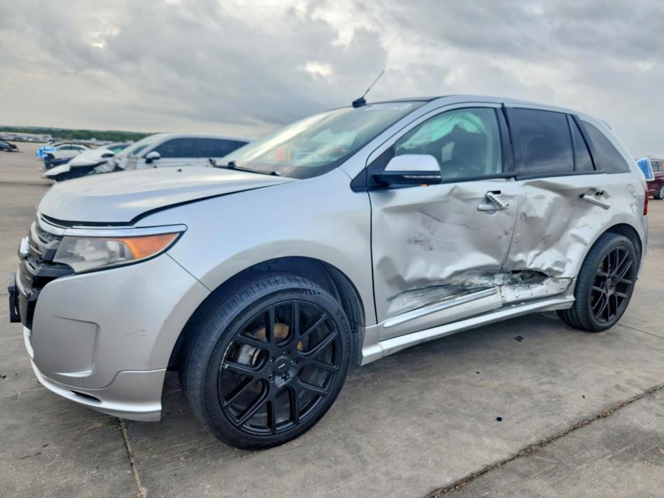 61303896 :رقم المزاد ، 2FMDK3AK2DBB00789 vin ، 2013 Ford Edge مزاد بيع