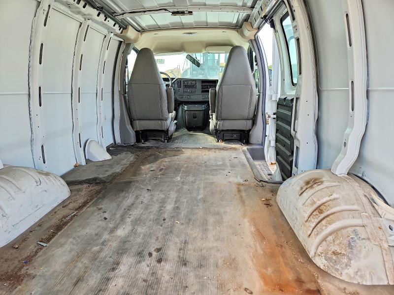 2017 Chevrolet Express 2500 მანქანა იყიდება აუქციონზე, vin: 1GCWGAFFXH1302103, აუქციონის ნომერი: 57869916