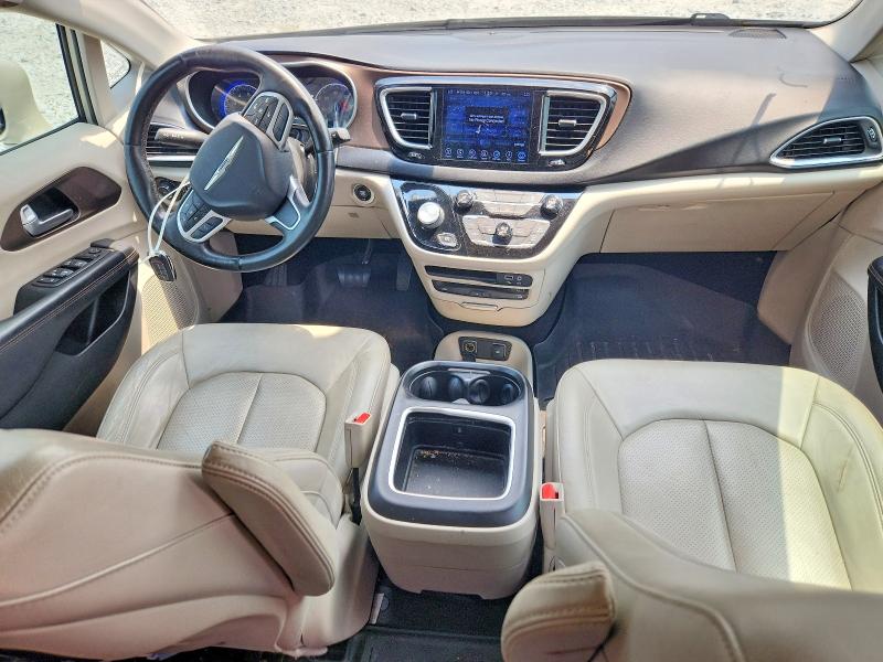63322336 :رقم المزاد ، 2C4RC1EG1HR669261 vin ، 2017 Chrysler Pacifica مزاد بيع