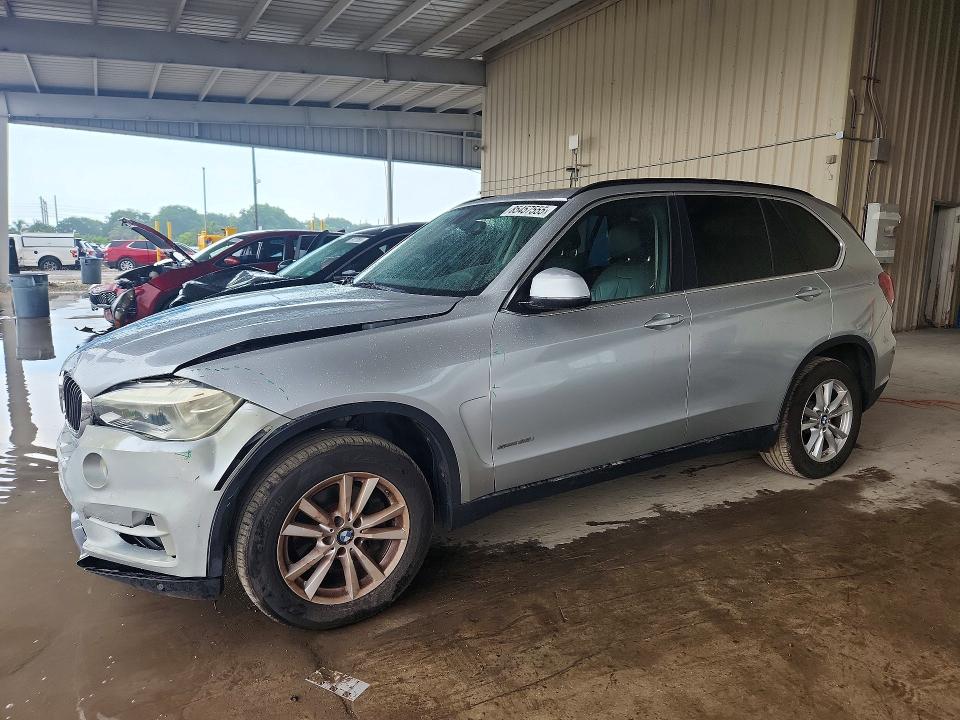 Продаж на аукціоні авто 2015 Bmw X5, vin: 5UXKR2C51F0H37557, номер лоту: 85457555