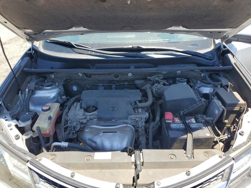 61704856 :رقم المزاد ، JTMWFREV1FD068651 vin ، 2015 Toyota Rav4 مزاد بيع