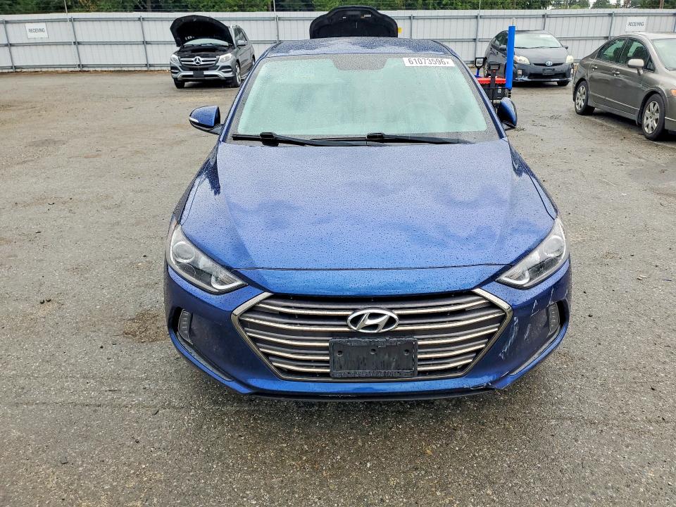 Продаж на аукціоні авто 2017 Hyundai Elantra, vin: 5NPD84LF4HH032496, номер лоту: 61073596