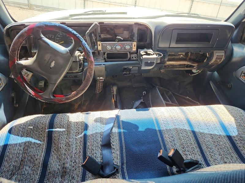 Продаж на аукціоні авто 2000 Chevrolet Gmt-400, vin: 1GBHK33R8YF478205, номер лоту: 61926486
