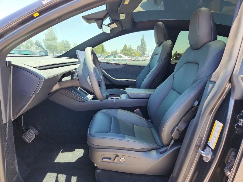 59931926 :رقم المزاد ، 7SAYGDEE7TF610190 vin ، 2026 Tesla Model Y مزاد بيع