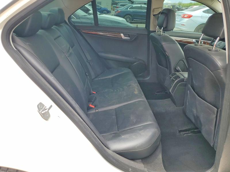 60231426 :رقم المزاد ، WDDGF54X89F232072 vin ، 2009 Mercedes-benz C مزاد بيع