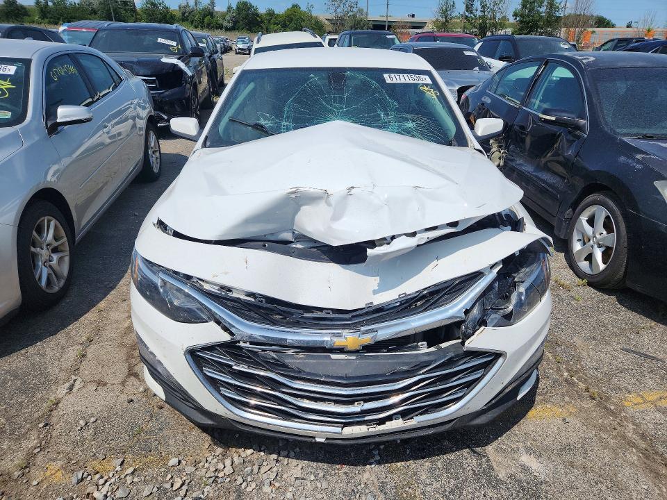 Продажа на аукционе авто 2019 Chevrolet Malibu, vin: 1G1ZD5ST8KF136630, номер лота: 61711536