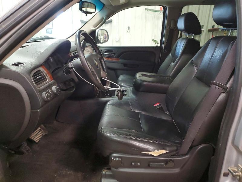 Продажа на аукционе авто 2012 Chevrolet Suburban, vin: 1GNSKJE77CR135823, номер лота: 62852906