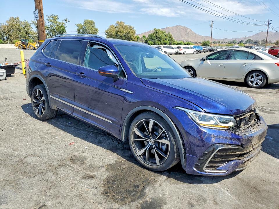 2023 Volkswagen Tiguan მანქანა იყიდება აუქციონზე, vin: 3VV4B7AX1PM039253, აუქციონის ნომერი: 62142676