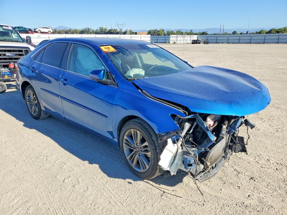 2017 Toyota Camry მანქანა იყიდება აუქციონზე, vin: 4T1BF1FK9HU674072, აუქციონის ნომერი: 59397236