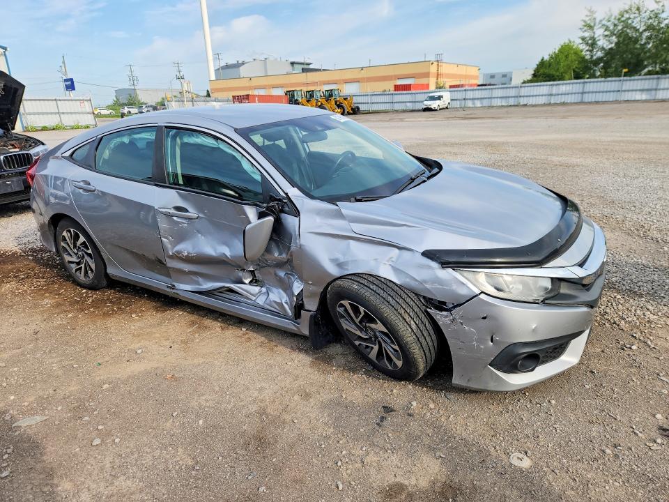Продаж на аукціоні авто 2018 Honda Civic, vin: 2HGFC2F67JH043242, номер лоту: 59790296