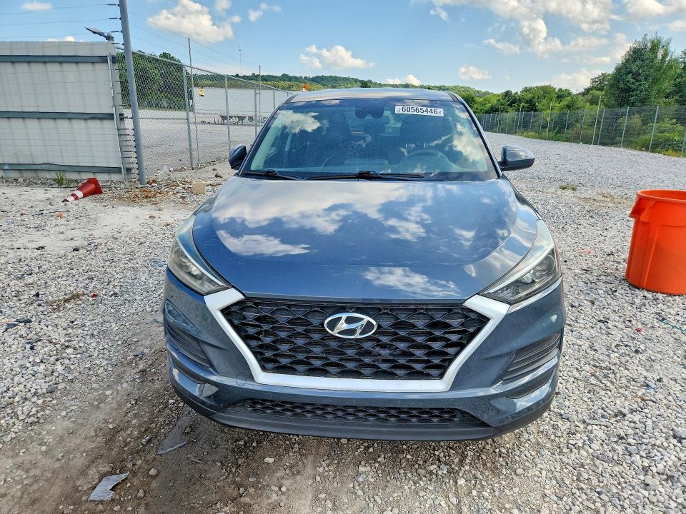 60565446 :رقم المزاد ، KM8J23A45KU897230 vin ، 2019 Hyundai Tucson مزاد بيع