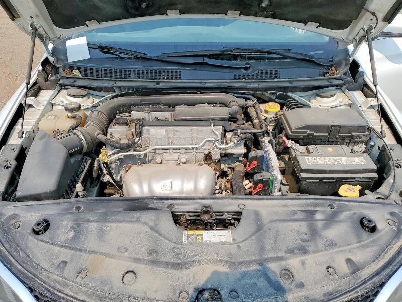 62821806 :رقم المزاد ، 1C3CCCFB6FN667055 vin ، 2015 Chrysler 200 مزاد بيع