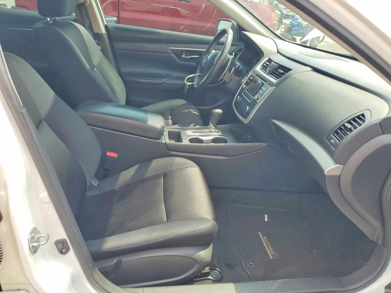 Продаж на аукціоні авто 2017 Nissan Altima, vin: 1N4AL3AP3HC271983, номер лоту: 63037896