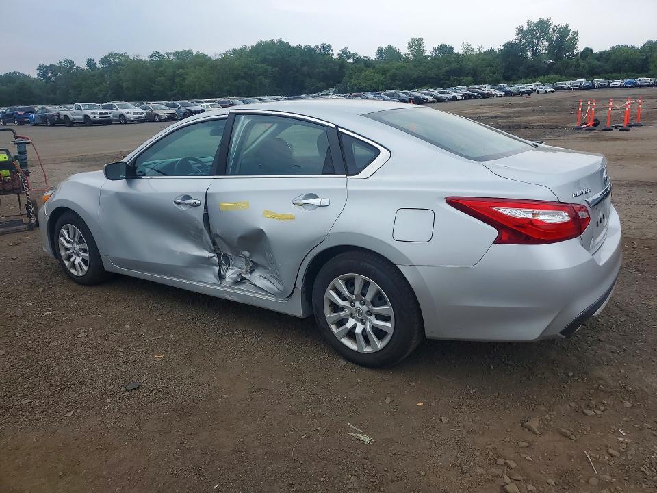 Продажа на аукционе авто 2016 Nissan Altima, vin: 1N4AL3AP2GC245549, номер лота: 61952916