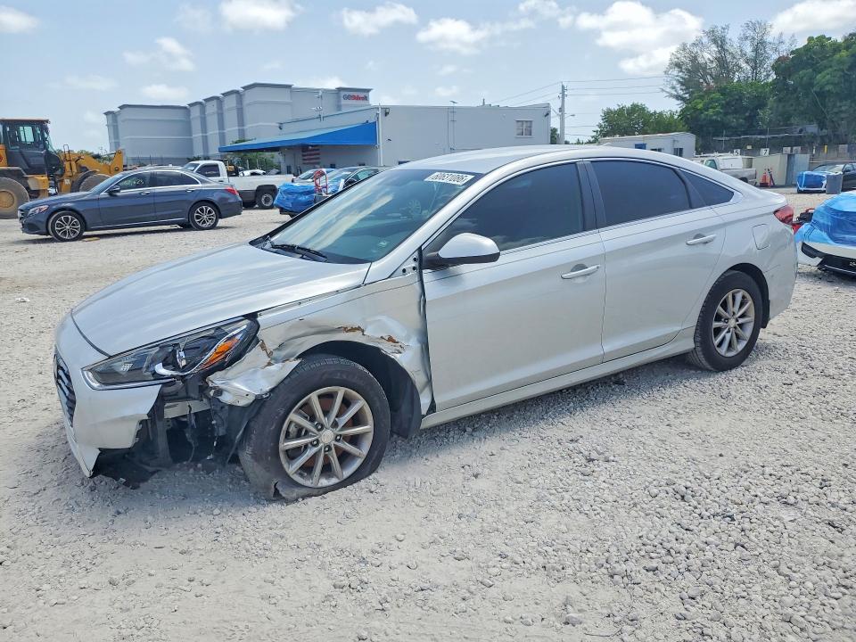 60631086 :رقم المزاد ، 5NPE24AF9KH771542 vin ، 2019 Hyundai Sonata مزاد بيع