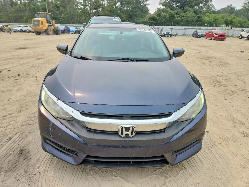 61547646 :رقم المزاد ، 19XFC2F51GE208034 vin ، 2016 Honda Civic مزاد بيع