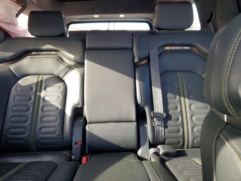2024 Rivian R1s მანქანა იყიდება აუქციონზე, vin: 7PDSGBBA2RN037260, აუქციონის ნომერი: 60417046