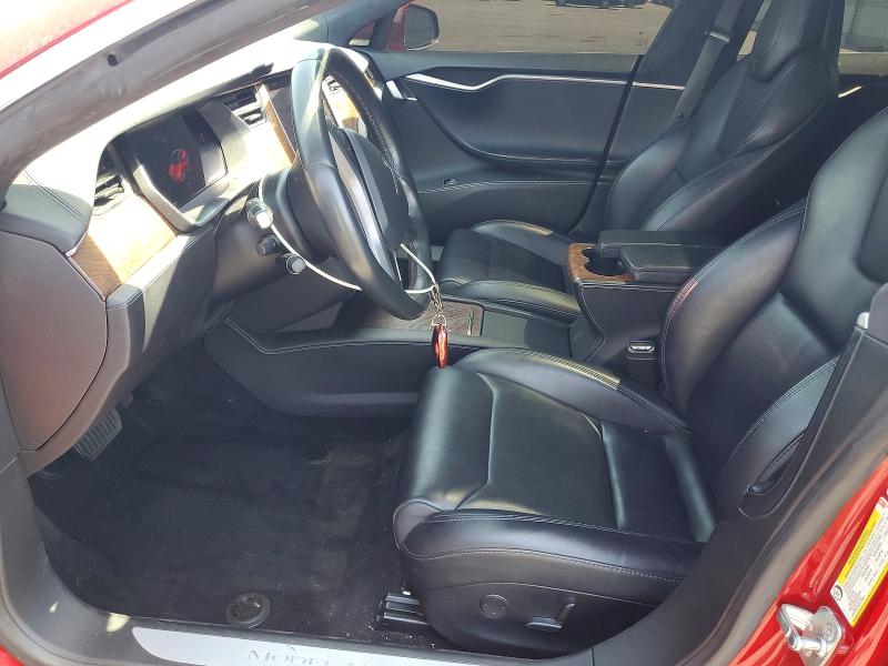 61414956 :رقم المزاد ، 5YJSA1E27JF281321 vin ، 2018 Tesla Model S مزاد بيع