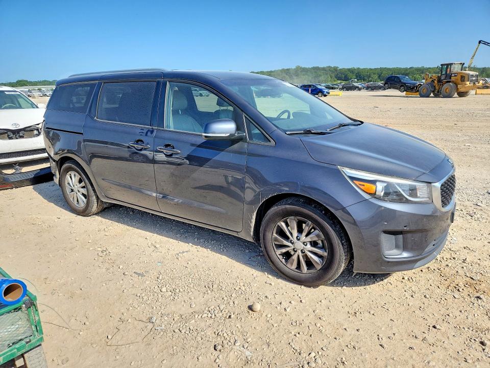 61306386 :رقم المزاد ، KNDMB5C10H6315189 vin ، 2017 Kia Sedona مزاد بيع