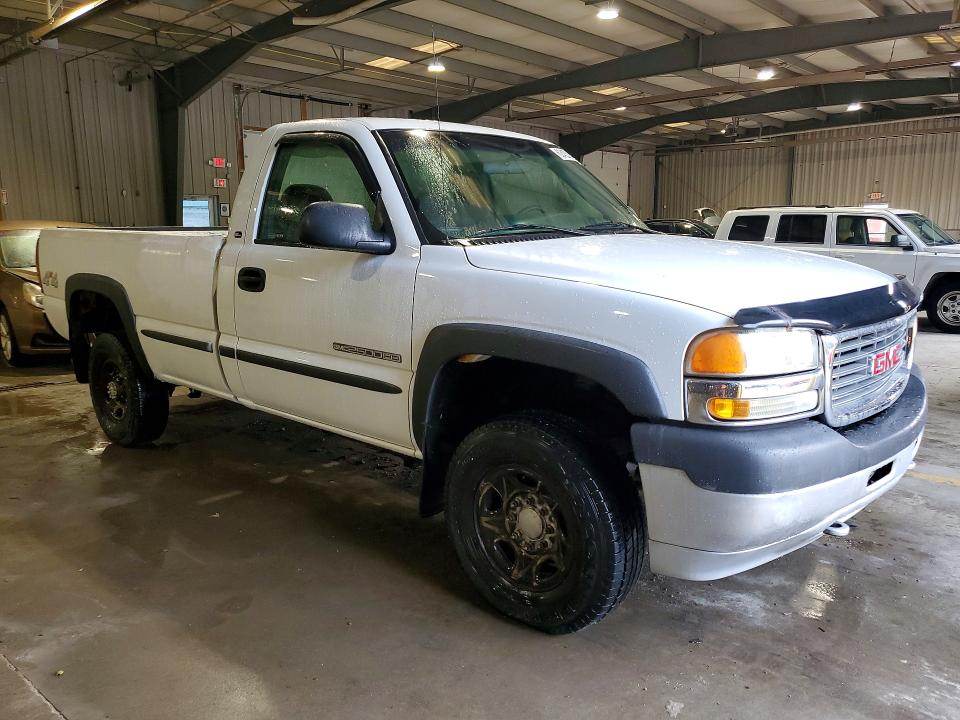 62425346 :رقم المزاد ، 1GTHK24U02E305736 vin ، 2002 Gmc Sierra مزاد بيع