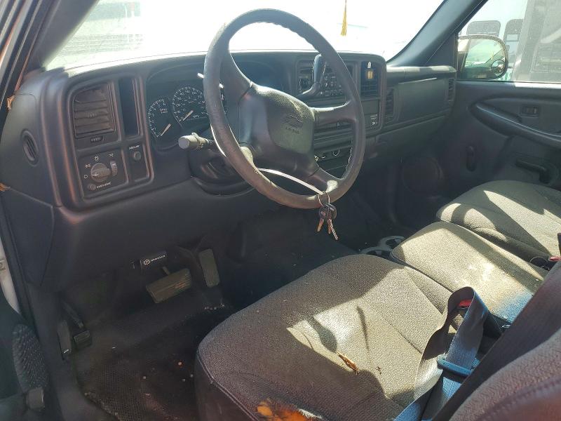 Продаж на аукціоні авто 2001 Chevrolet Silverado, vin: 1GBHC24U61E318944, номер лоту: 61220266