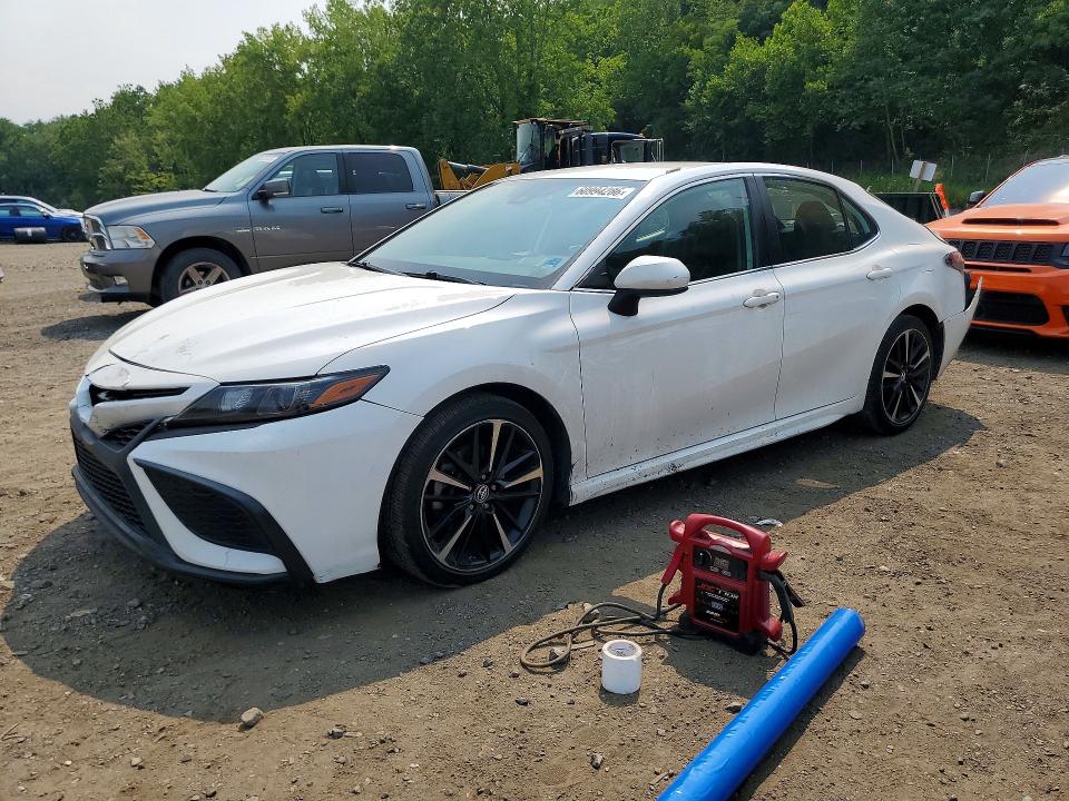 2021 Toyota Camry მანქანა იყიდება აუქციონზე, vin: 4T1G11AK6MU534079, აუქციონის ნომერი: 60994286