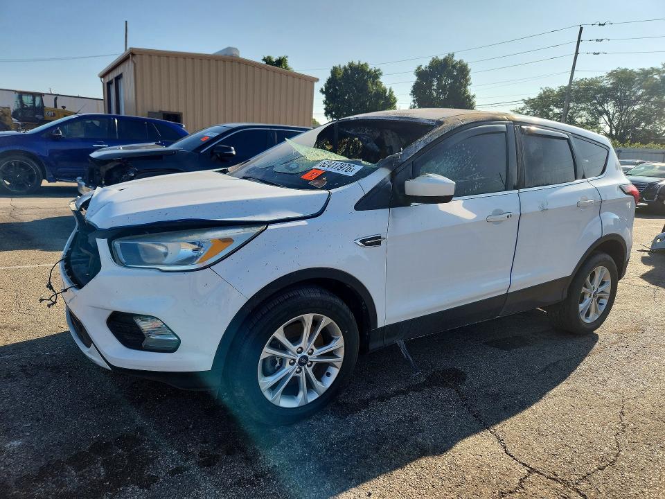 Продажа на аукционе авто 2019 Ford Escape, vin: 1FMCU9GD2KUB97730, номер лота: 62417976