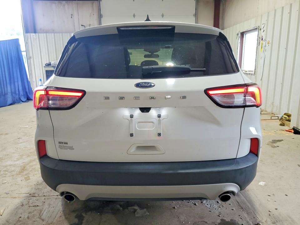 62066766 :رقم المزاد ، 1FMCU0G62NUA46453 vin ، 2022 Ford Escape مزاد بيع