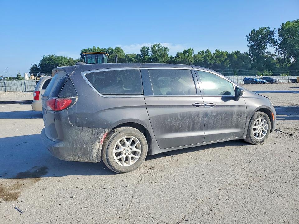 59336646 :رقم المزاد ، 2C4RC1CG7NR105192 vin ، 2022 Chrysler Voyager مزاد بيع