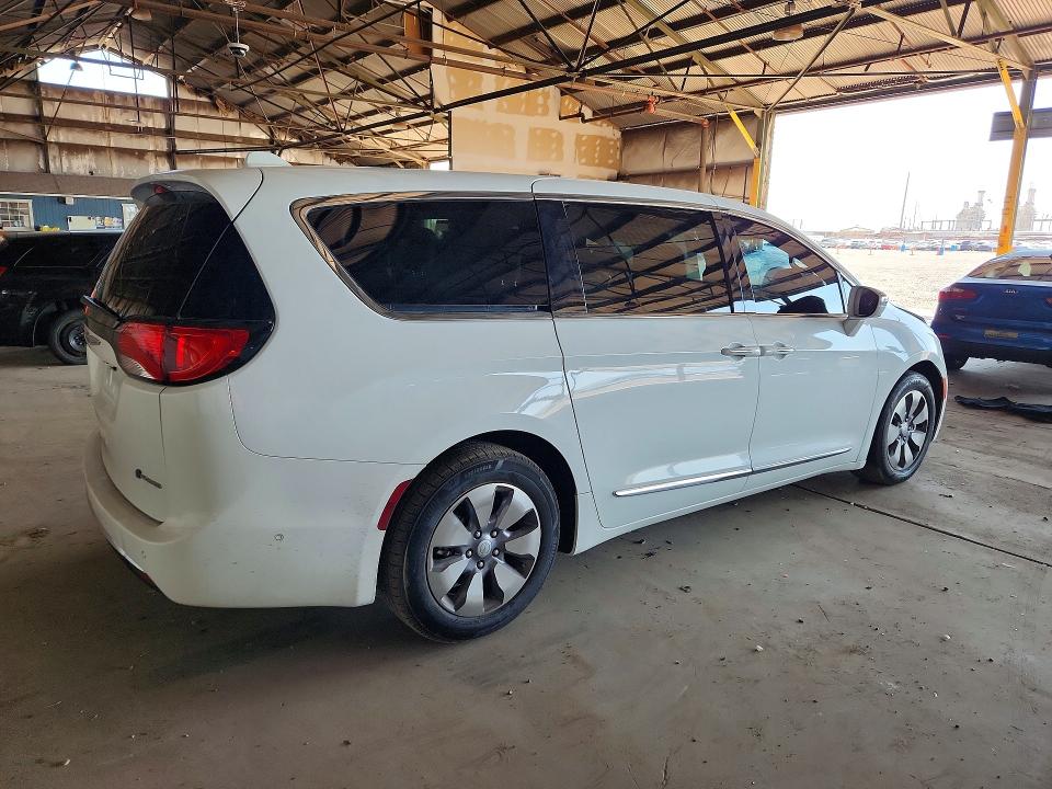 2018 Chrysler Pacifica მანქანა იყიდება აუქციონზე, vin: 2C4RC1N77JR159177, აუქციონის ნომერი: 62658926