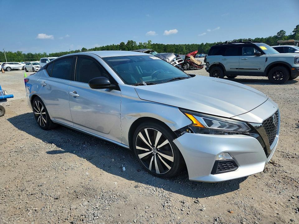 2021 Nissan Altima მანქანა იყიდება აუქციონზე, vin: 1N4BL4CV6MN310005, აუქციონის ნომერი: 79134685