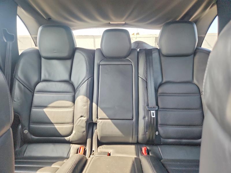 58693456 :رقم المزاد ، WP1AB2A25BLA41802 vin ، 2011 Porsche Cayenne مزاد بيع