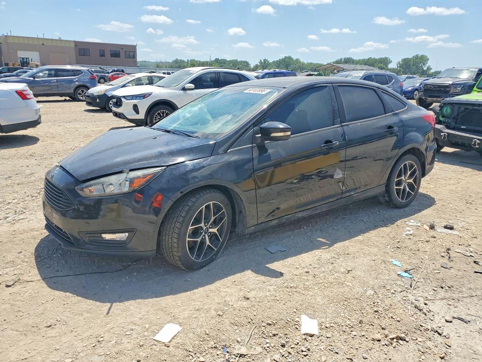 60183996 :رقم المزاد ، 1FADP3F23JL291994 vin ، 2018 Ford Focus مزاد بيع