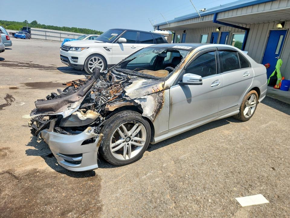 62751476 :رقم المزاد ، WDDGF8AB1EA908539 vin ، 2014 Mercedes-benz C مزاد بيع