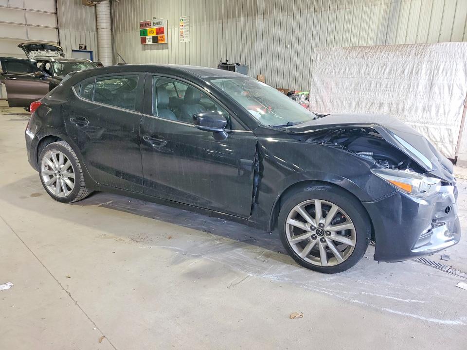 61876346 :رقم المزاد ، JM1BN1L38H1130278 vin ، 2017 Mazda 3 مزاد بيع