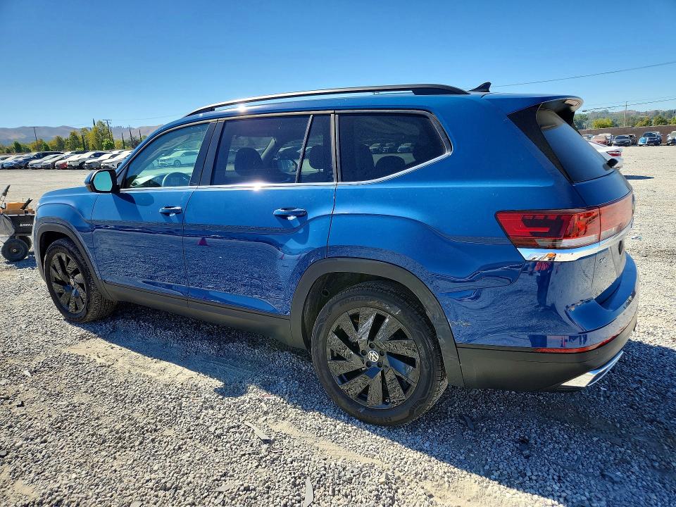 60883136 :رقم المزاد ، 1V2KR2CA3SC560741 vin ، 2025 Volkswagen Atlas مزاد بيع