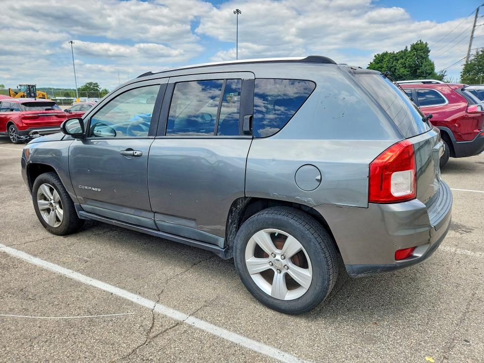 2011 Jeep Compass მანქანა იყიდება აუქციონზე, vin: 1J4NT1FB5BD205072, აუქციონის ნომერი: 61198276