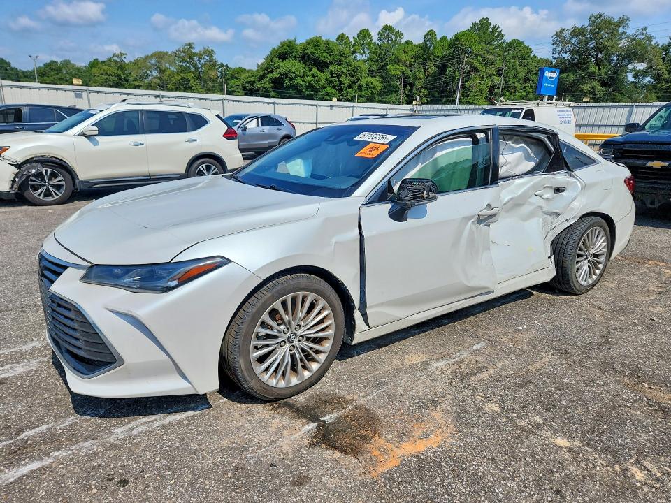 63169756 :رقم المزاد ، 4T1BZ1FB0KU009236 vin ، 2019 Toyota Avalon مزاد بيع