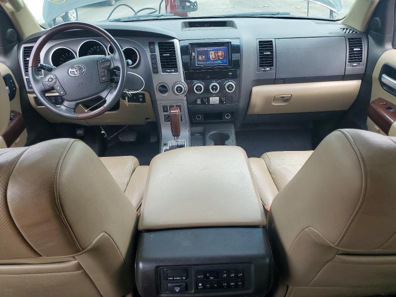 61175576 :رقم المزاد ، 5TDDY5G17BS045717 vin ، 2011 Toyota Sequoia مزاد بيع