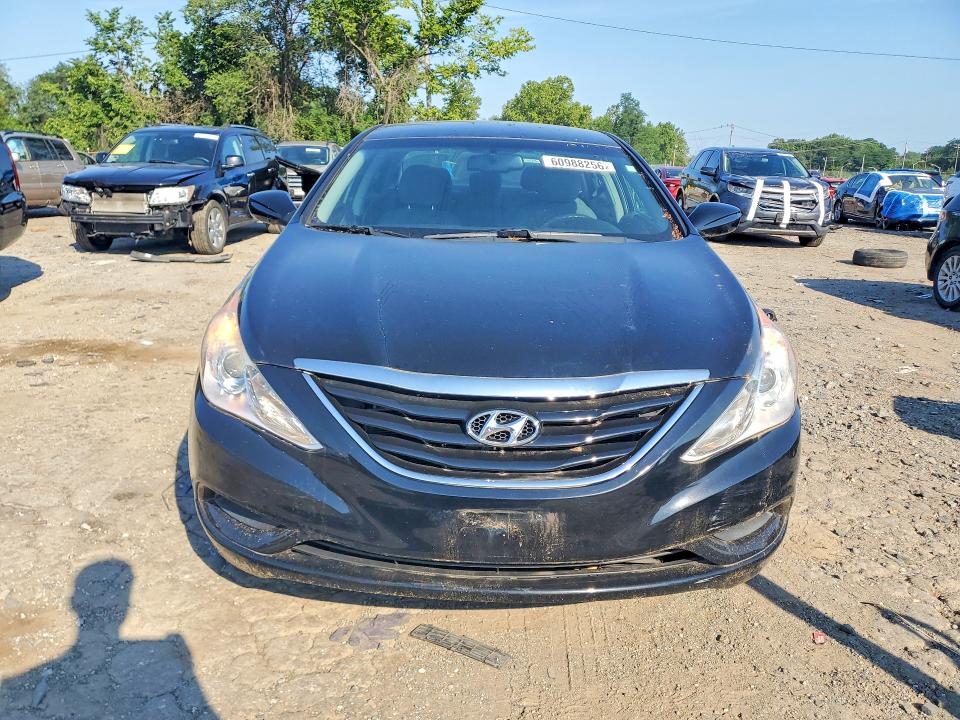 2013 Hyundai Sonata მანქანა იყიდება აუქციონზე, vin: 5NPEB4AC5DH721052, აუქციონის ნომერი: 60988256