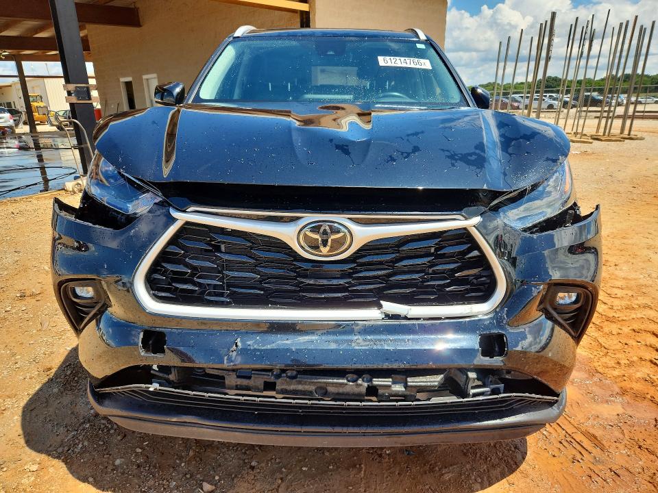 Продаж на аукціоні авто 2023 Toyota Highlander, vin: 5TDKDRAH5PS025070, номер лоту: 61214766