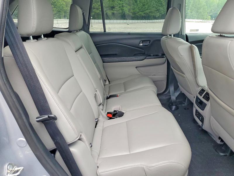 Продажа на аукционе авто 2018 Honda Pilot, vin: 5FNYF5H9XJB007865, номер лота: 62283886