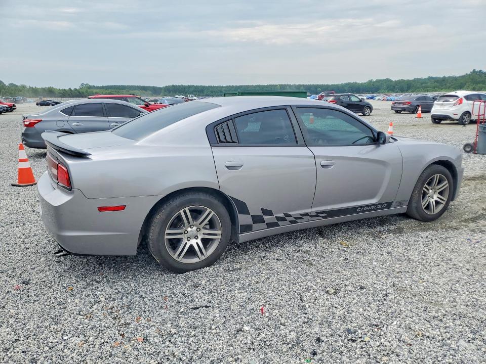 59608726 :رقم المزاد ، 2C3CDXBG9DH637317 vin ، 2013 Dodge Charger مزاد بيع