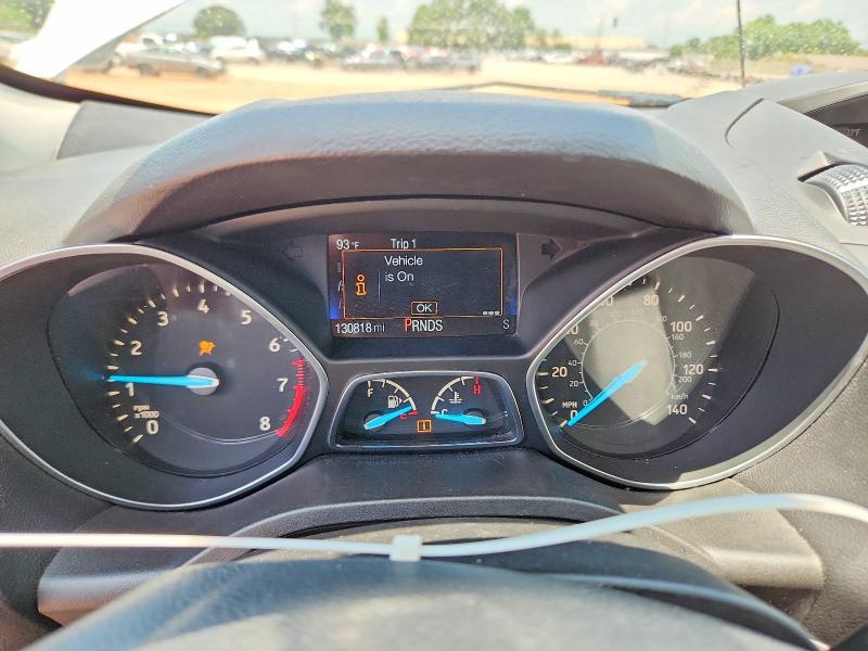 60628306 :رقم المزاد ، 1FMCU0F71KUA44327 vin ، 2019 Ford Escape مزاد بيع