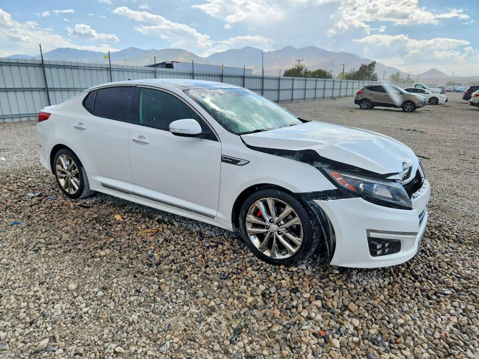 2015 Kia Optima მანქანა იყიდება აუქციონზე, vin: 5XXGR4A66FG445865, აუქციონის ნომერი: 62690586